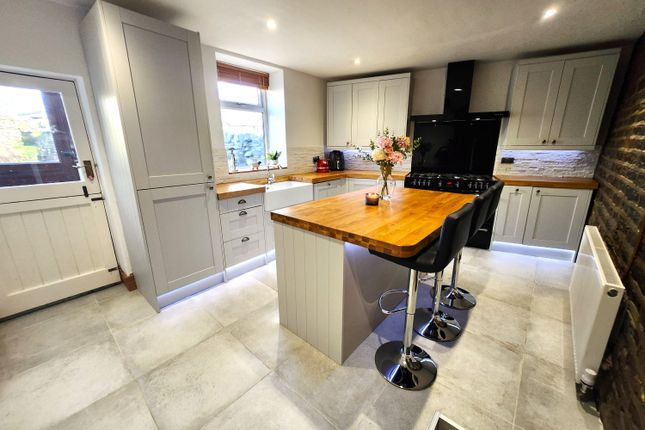 Cottage for sale in Tower View, Blackburn
