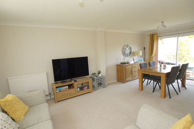 9 Brookfield, Sevenoaks photo 2