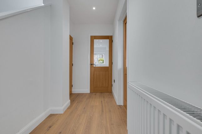 Ashley Close, Kingswinford photo 4