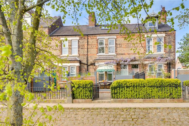 Thumbnail Terraced house for sale in Earlsborough Terrace, York, North Yorkshire