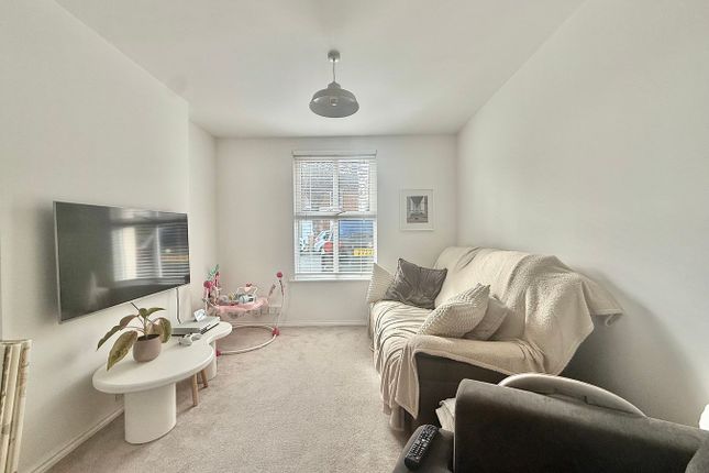 75, Kemball Street, Ipswich photo 4
