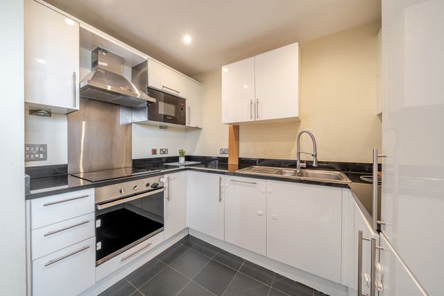50, Paxton Point, 3, Merryweather Place, London photo 2