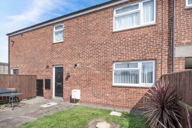 Thumbnail Maisonette for sale in Cresswell Close, Hull