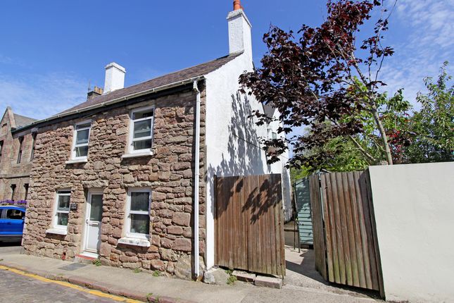 Thumbnail Cottage for sale in High Street, Alderney