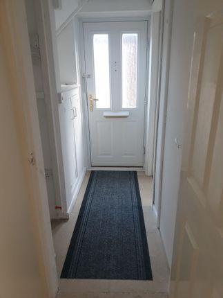 Flat to rent in Wavell Road, Brierley Hill