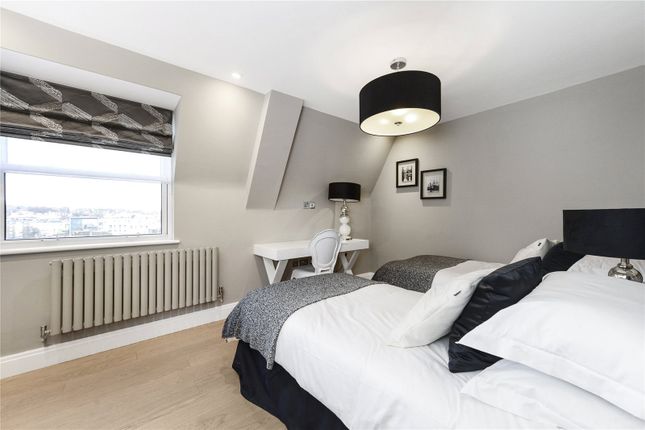 Flat to rent in St Johns Wood Park, London