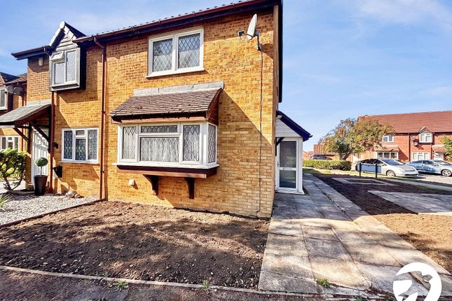 3-bed terraced on 295, Knights Manor Way, Kent, £2,200/mo