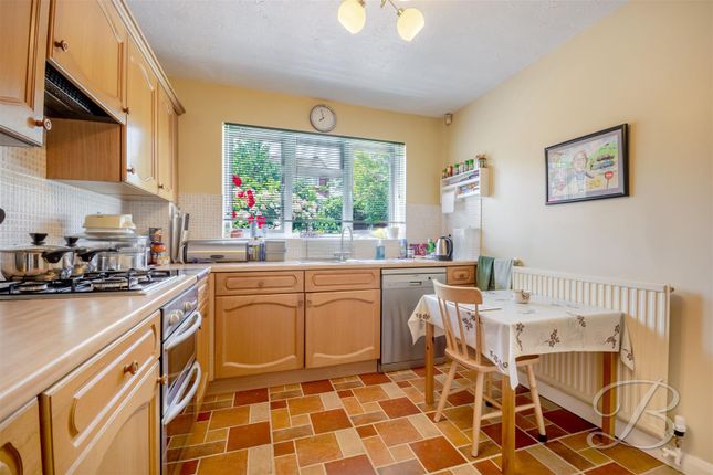 19, Candlemass Court, Mansfield photo 4