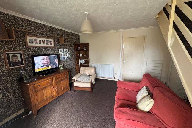 4, Highbank, Blackburn photo 2