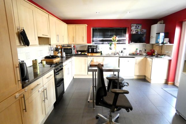 Semi-detached house for sale in Collingwood Road, Uxbridge, Hillingdon