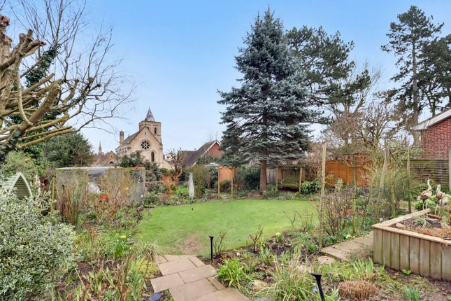 14, TRINITY CLOSE, ASHBY-DE-LA-ZOUCH photo 2