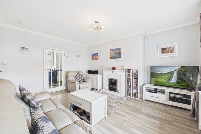 5, Ayr Road, Kilmarnock photo 3