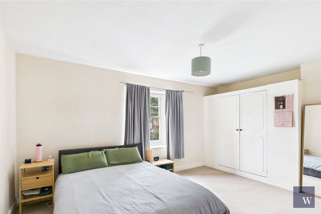 Flat C, 31, Kirkstall Road, London photo 4