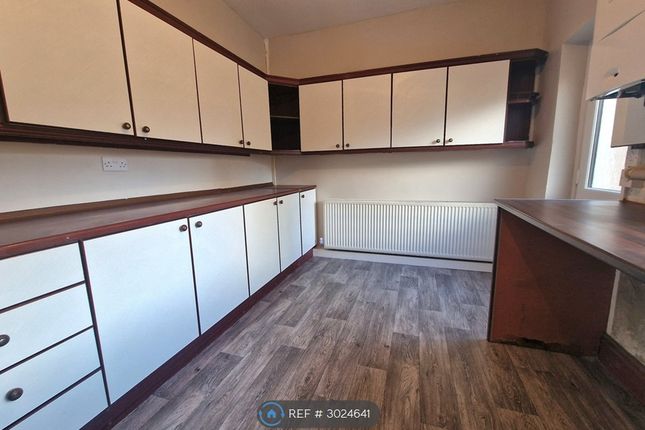 Barton Street, Golborne, Warrington photo 3