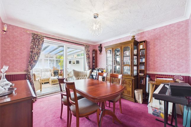 1, Mostham Place, Gloucester photo 5