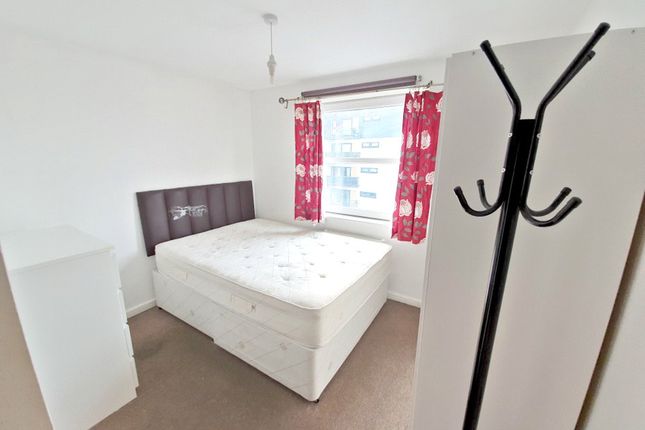 613, Lower Hall Street, Merseyside photo 5