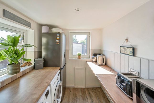 35, Park Road, SOUTH YORKSHIRE photo 4