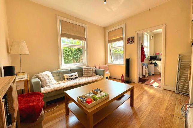 9, Bolton Road, Harrow photo 3