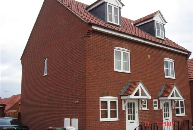 Semi-detached house to rent in Stone Close, Wellingborough