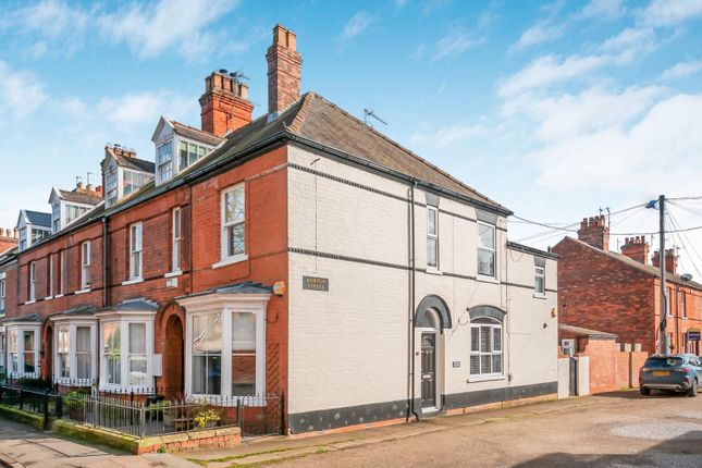 End terrace house for sale in Grayburn Lane, Beverley