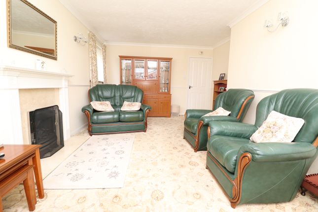 17, Carral Close, Lincoln photo 3