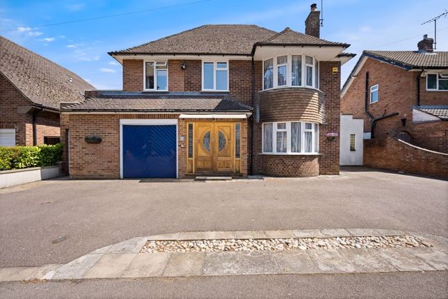 Thumbnail Detached house for sale in Priory Road, Dunstable