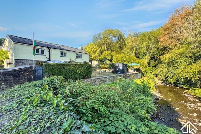 Cwm Road, Argoed photo 4