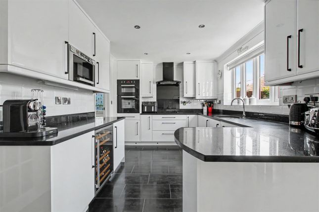 156, Beresford Road, Ely photo 2
