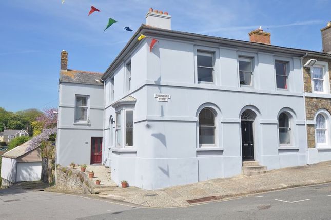 Town house for sale in Coinagehall Street, Helston