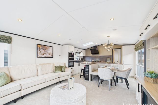 Cam02173G0 Pr0277 Still006