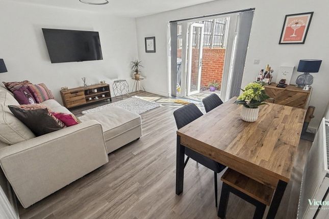 32, Ursa Gardens, Sherford photo 4