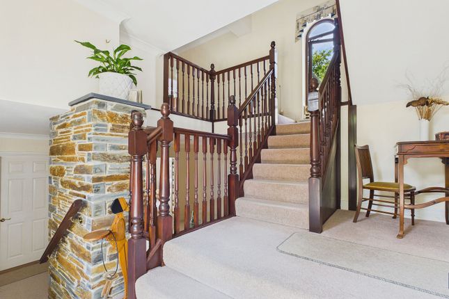9 Keason Hill, Saltash photo 3