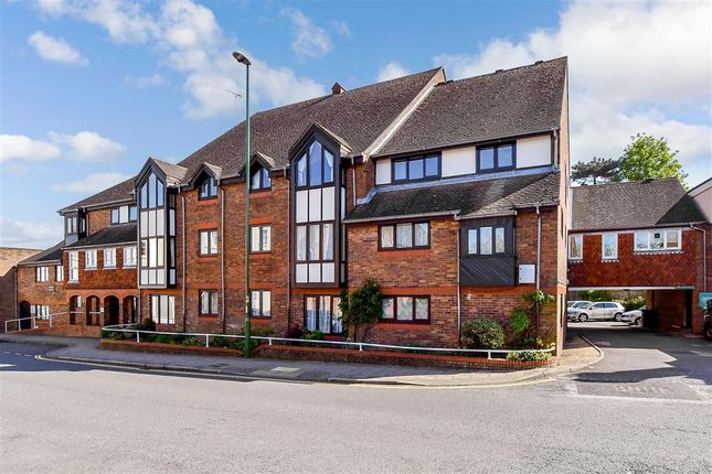 Thumbnail Flat for sale in Jasmine Court, Horsham, West Sussex