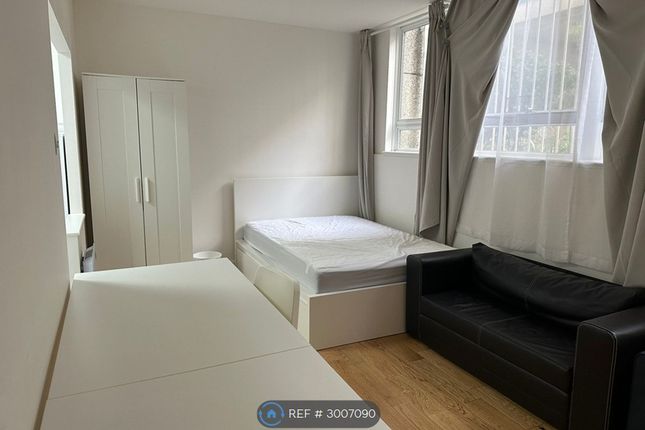 Apt  Metro Central Heights, Newington Causeway, London photo 5