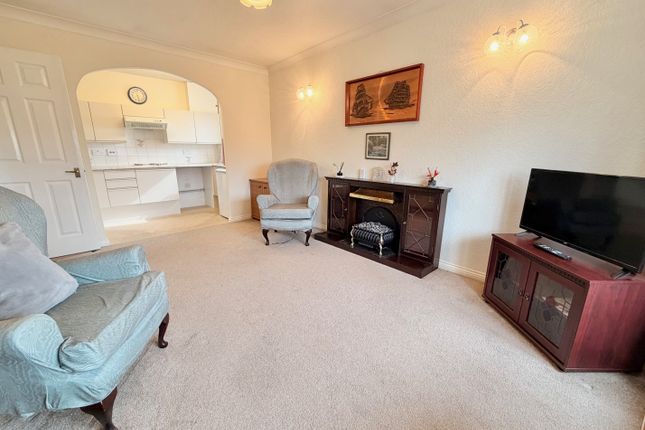 23, CUNNINGHAM CLOSE, CHADWELL HEATH, ESSEX photo 3