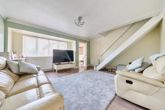 Terraced house to rent in Wear Road, Bicester