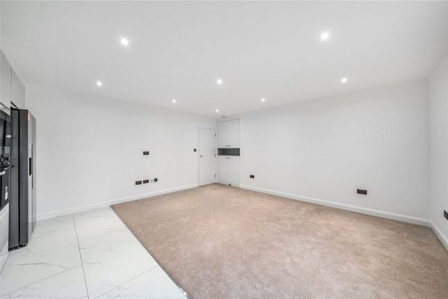 120, Long Lane, Croydon photo 4
