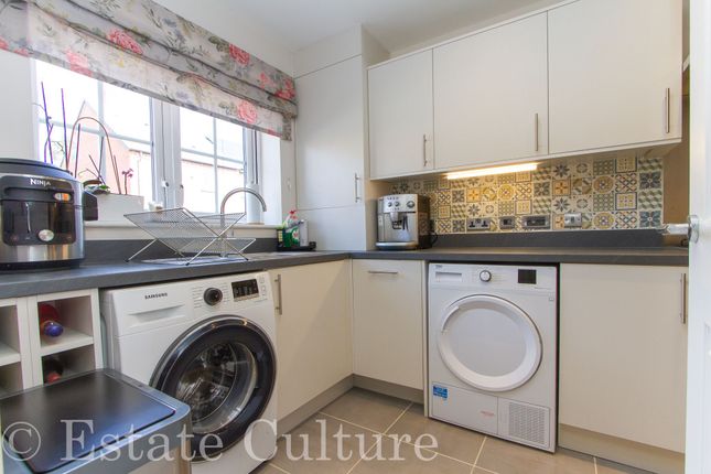 5 Oakwood Avenue, Coventry photo 3