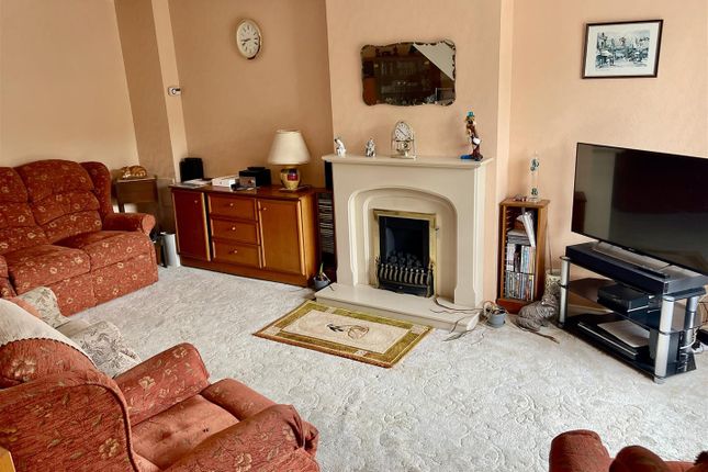 162, Miller Way, Plymouth photo 3