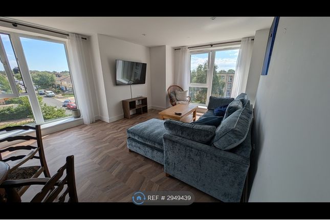 Flat  Johanna House, Mulberry Way, Bath photo 2