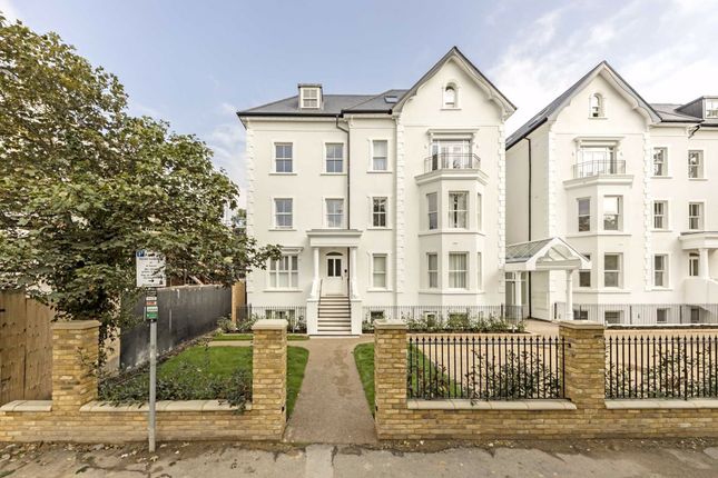 3 bed flat for sale in Ewell Road, Surbiton KT6