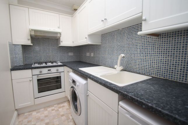 33b The Triangle, Bournemouth photo 4