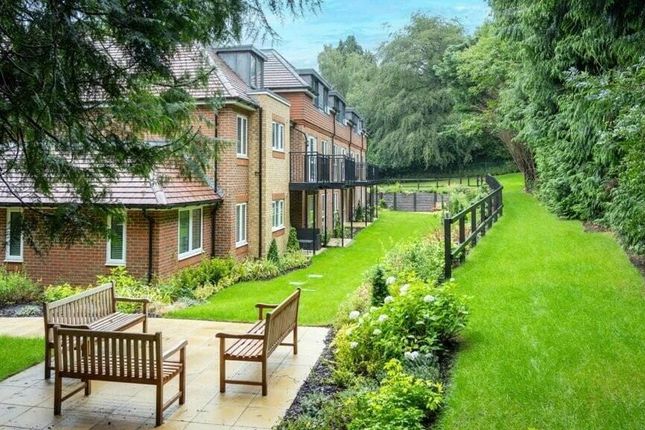Brand New Retirement Apartments, 26, Church Lane, Surrey photo 4