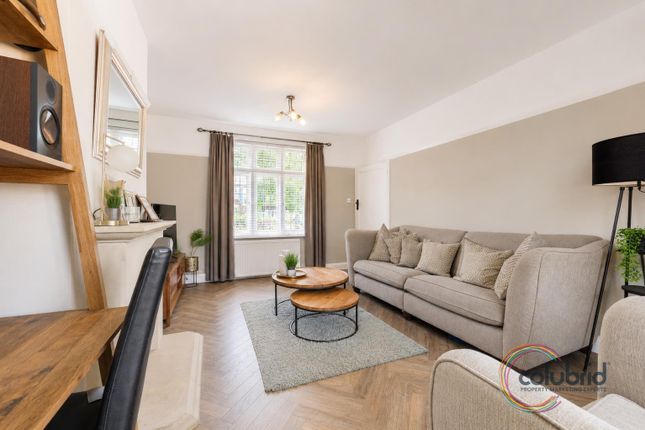 52, King Edward Drive, Grays photo 3