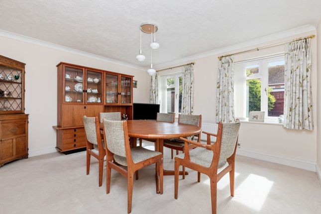 4 The Cedars Hurst Road, Littlehampton photo 4