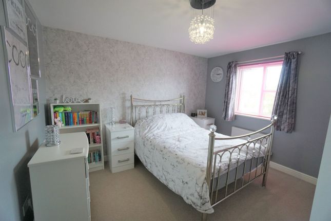 Detached house for sale in New Horse Road, Chesyln Hay, Walsall