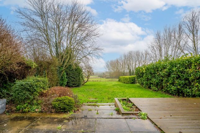 25 Orchard Way, Ely photo 2