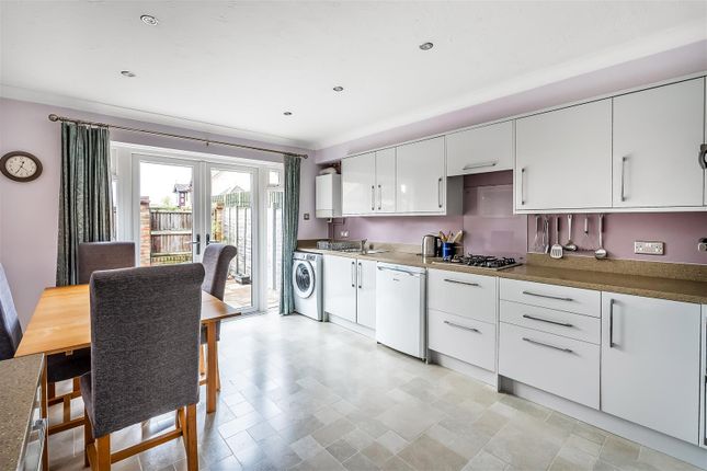 50A, Overton Road, South Sutton photo 2