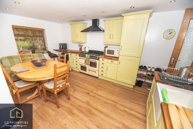 9, Brampton Road, Rotherham photo 3