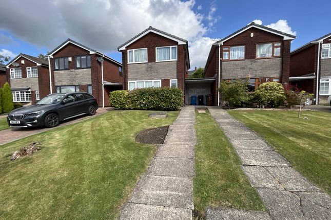 4-bed house on 32, Kensington Avenue, Oldham, £270,000